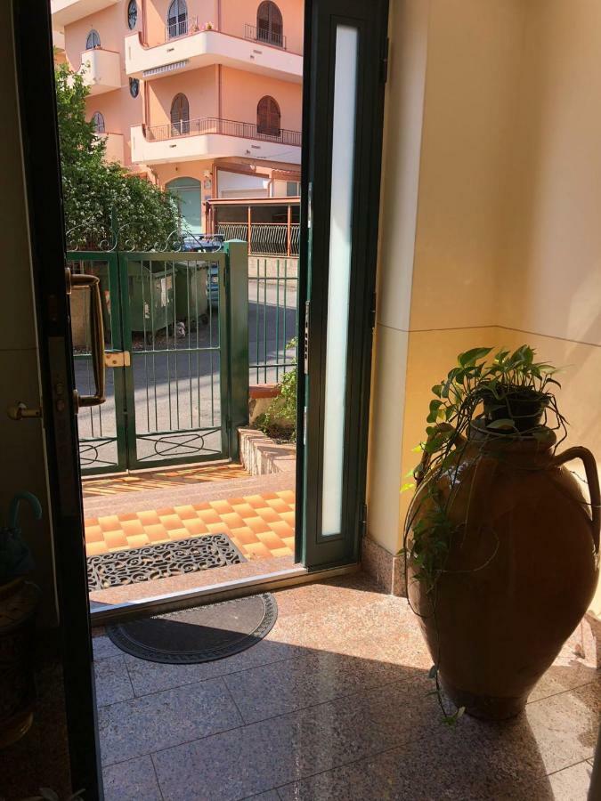 Atticus Apartment Giardini-Naxos Exterior foto